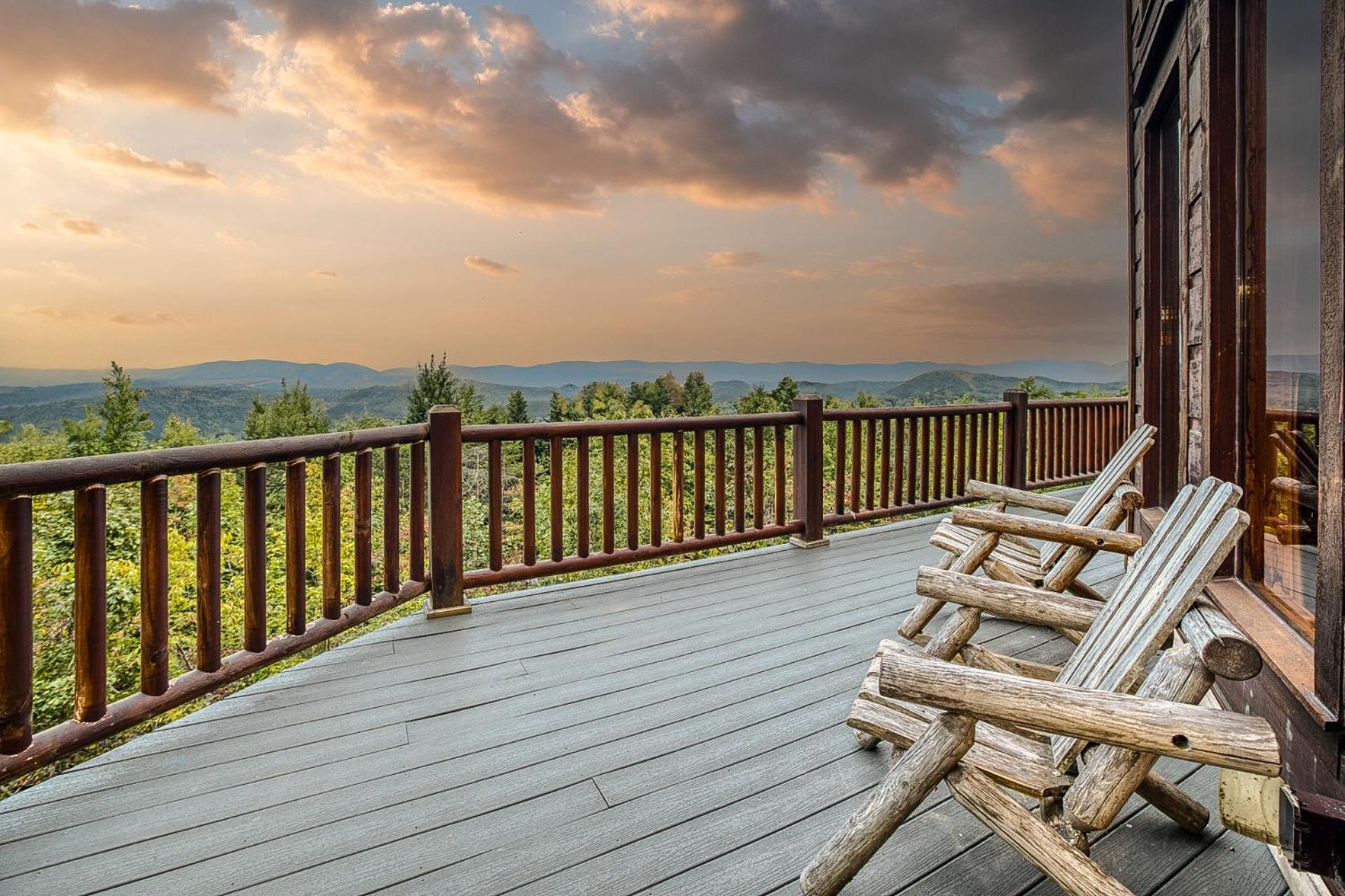 Sky High Lodge By Bk Stays. Large Cabin. Amazing Views. Game Room. Jacuzzi. Six Bedrooms. Sleeps 12 Blue Ridge Exterior foto