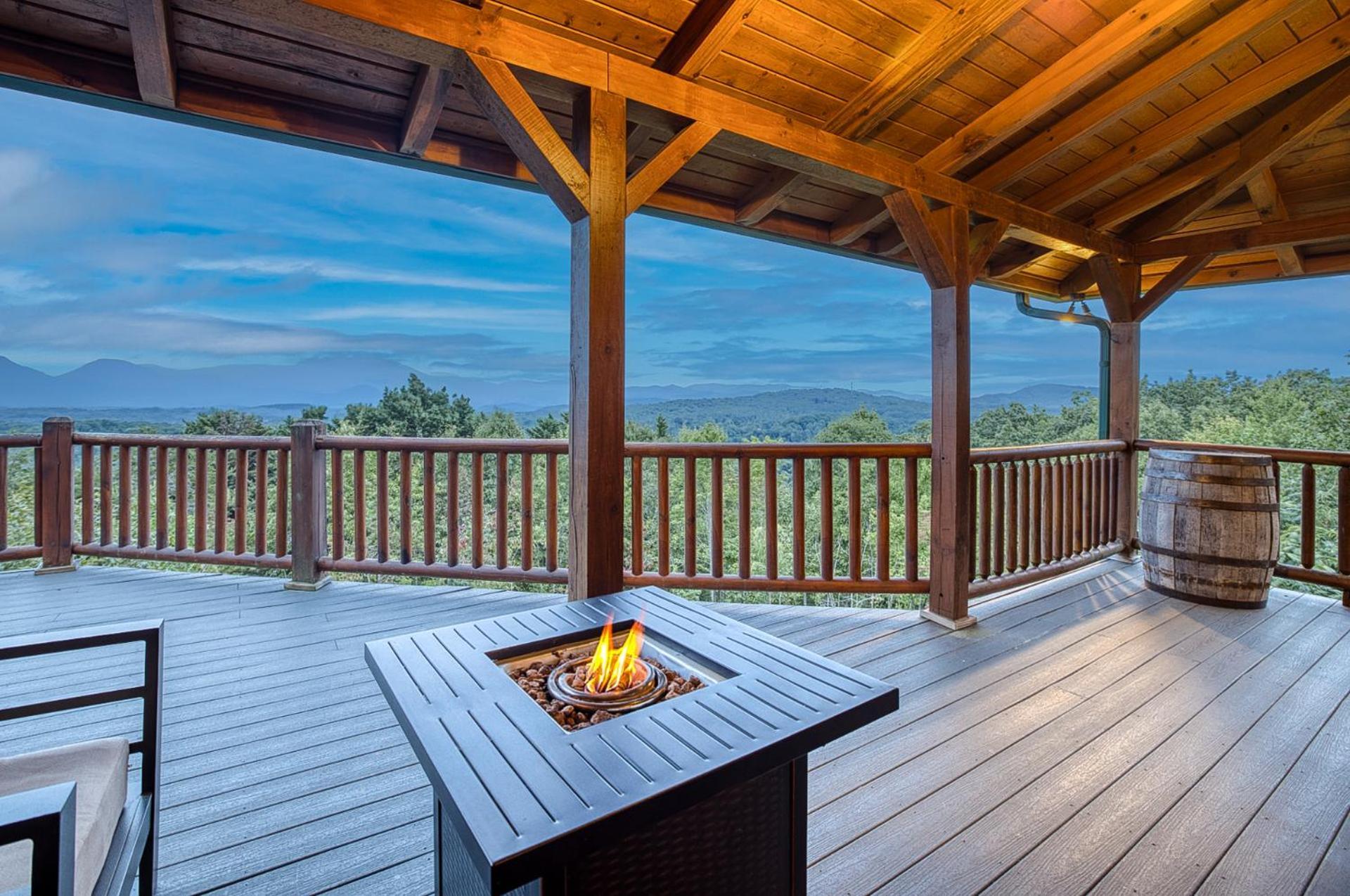 Sky High Lodge By Bk Stays. Large Cabin. Amazing Views. Game Room. Jacuzzi. Six Bedrooms. Sleeps 12 Blue Ridge Exterior foto